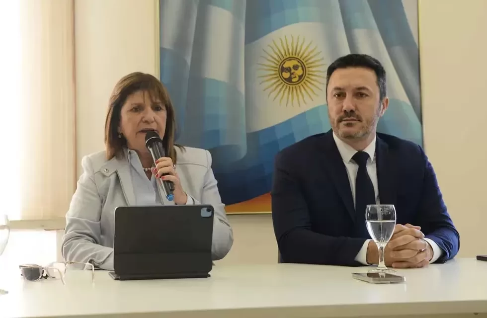 Bullrich afirma su apoyo a Milei