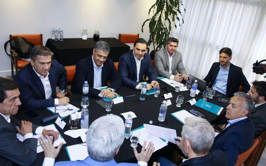 Reunión de gobernadores de JxC