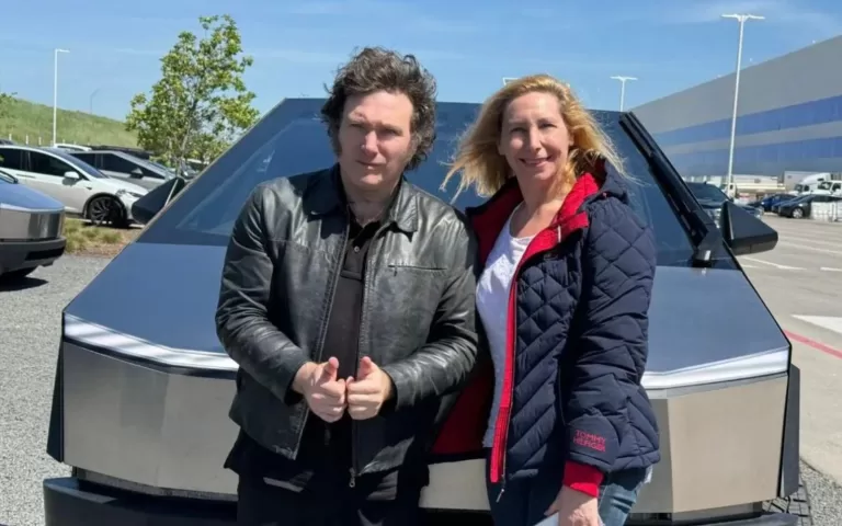 Milei Cybertruck