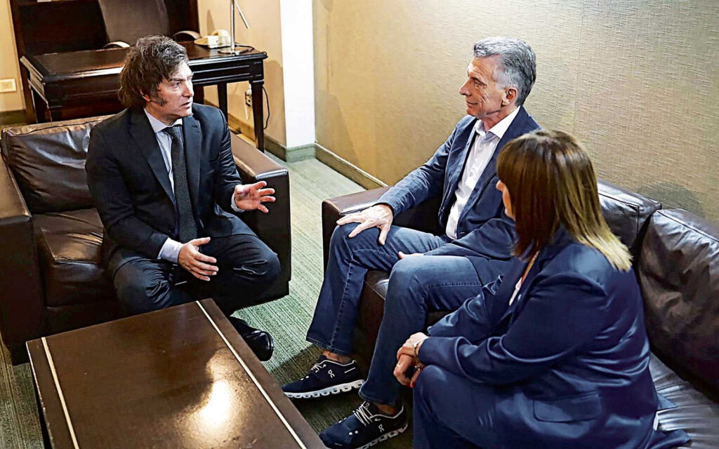 Macri y Milei