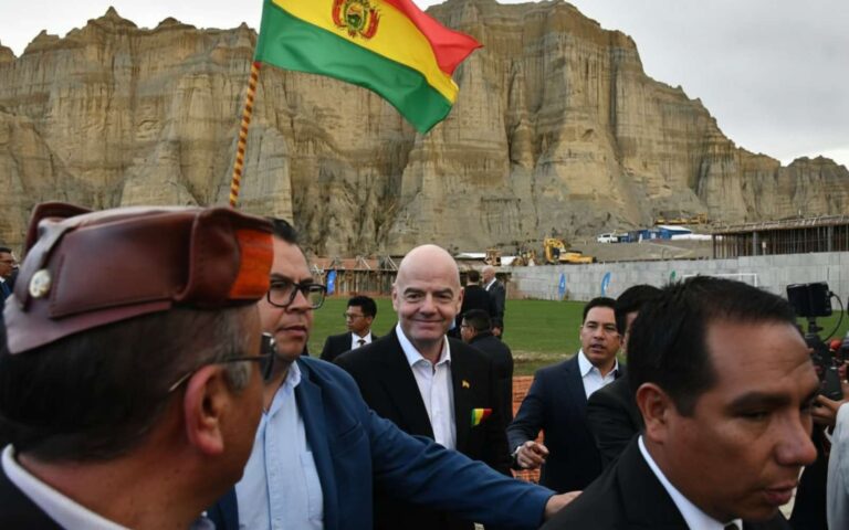 Infantino-Mundial-Bolivia-FIFA-fútbol