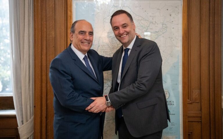 guillermo-francos-manuel-adorni-jefatura-de-gabinete