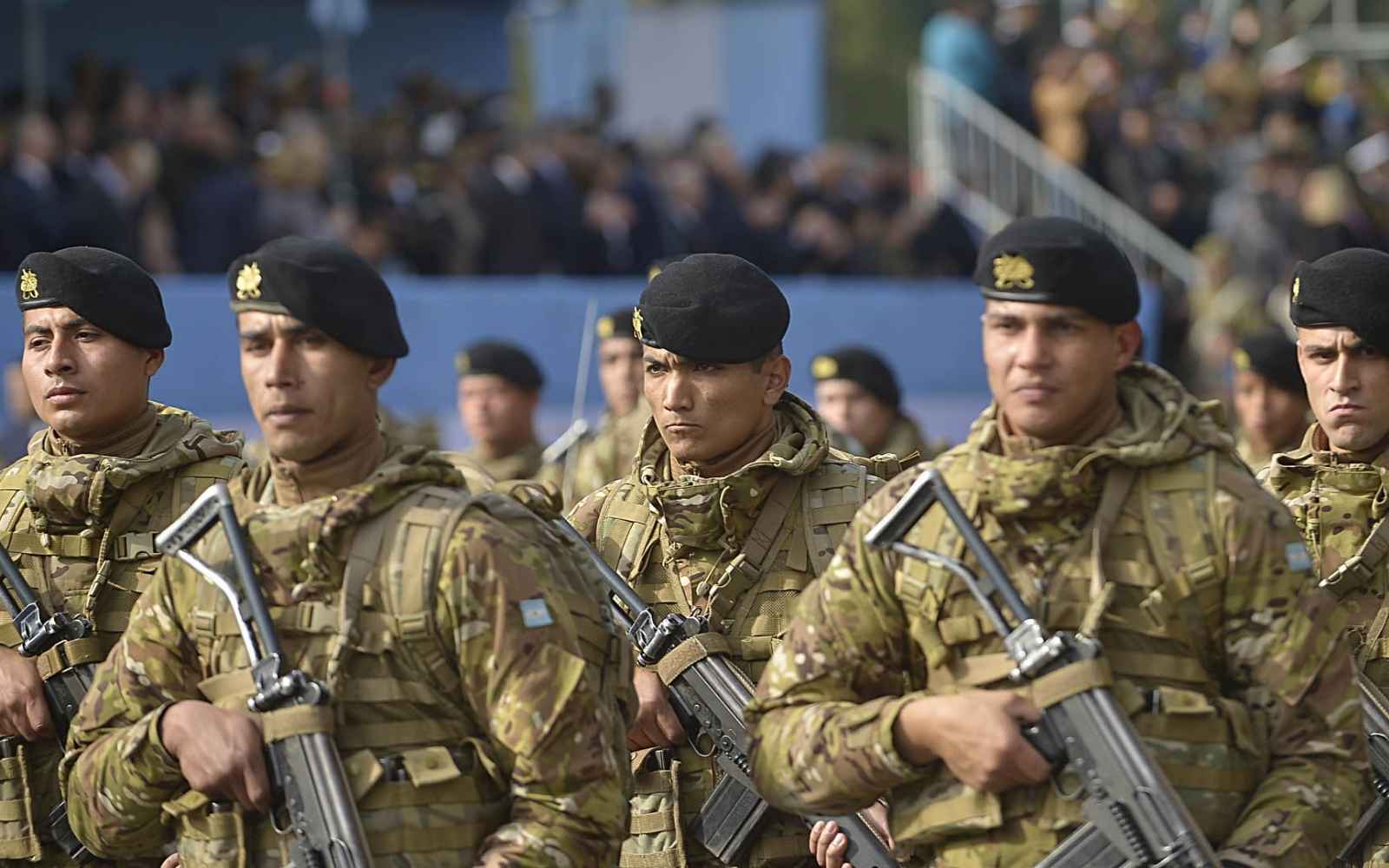 Aumento para el personal de las Fuerzas Armadas