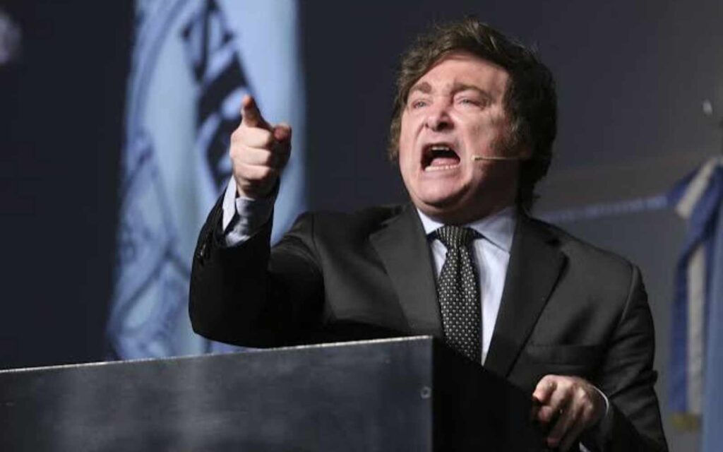 La crítica del Presidente Milei a la emisión de los chachos.