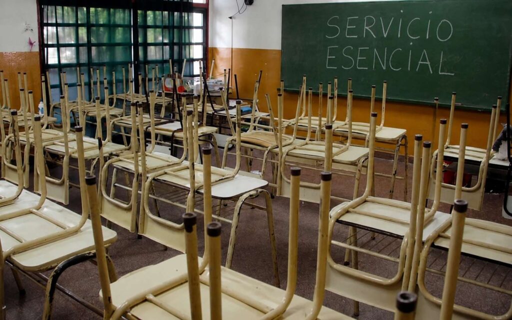 Nueva ley que reconoce la educación como servicio esencial