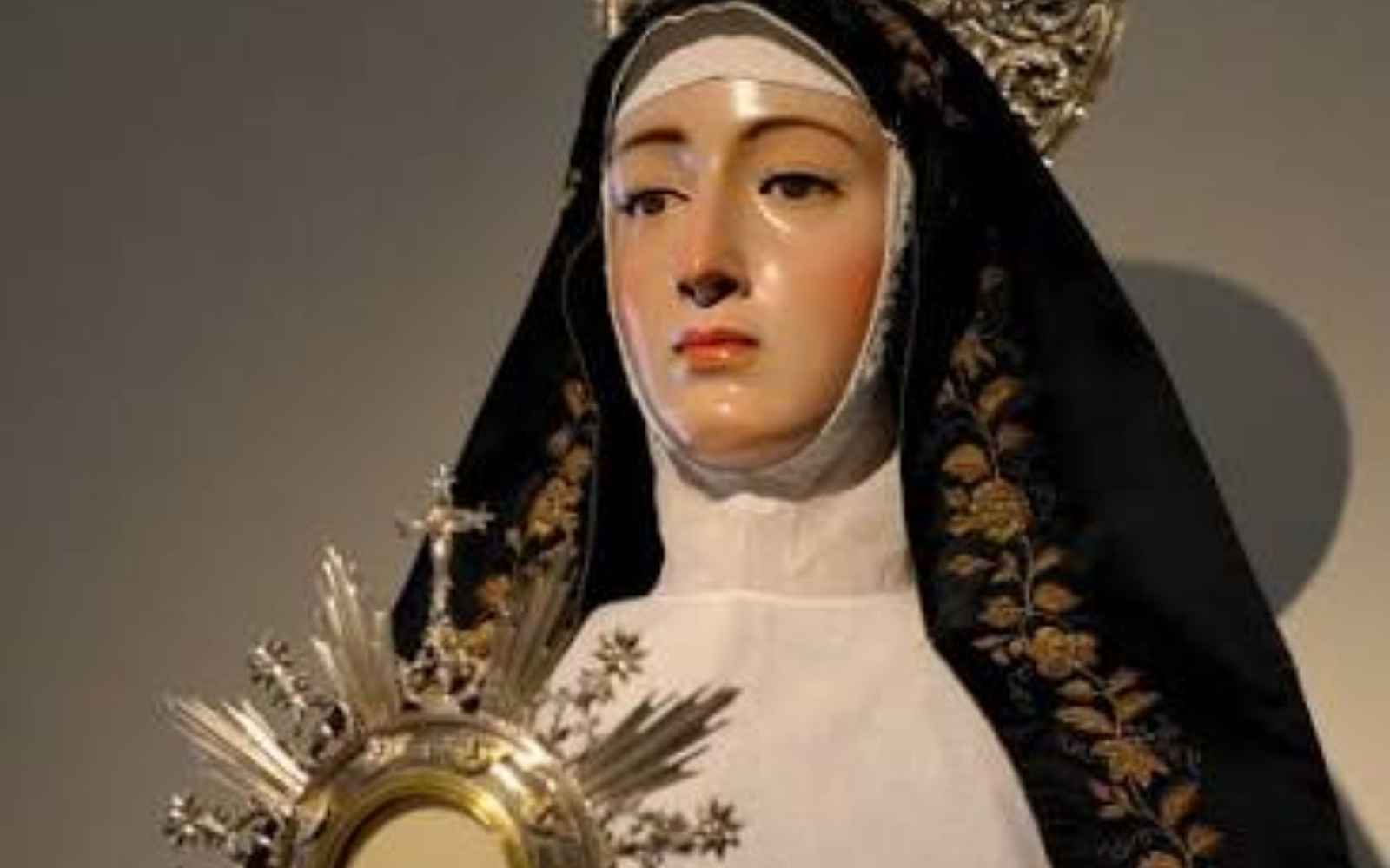 11 de agosto Día de Santa Clara de Asís