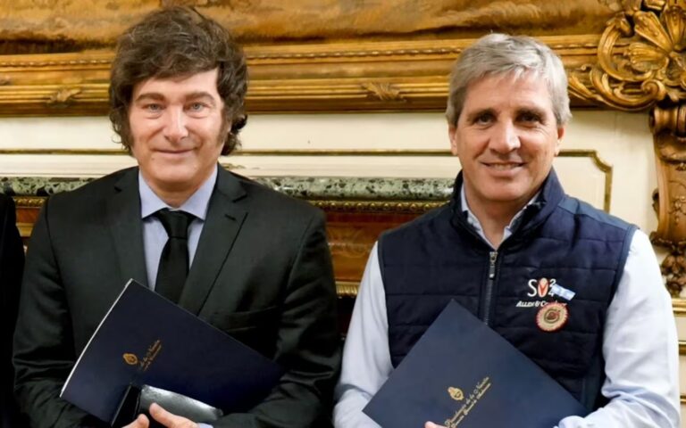 Javier Milei y Luis "Toto" Caputo presentaron el Presupuesto Nacional 2027 en el Congreso de la Nación.