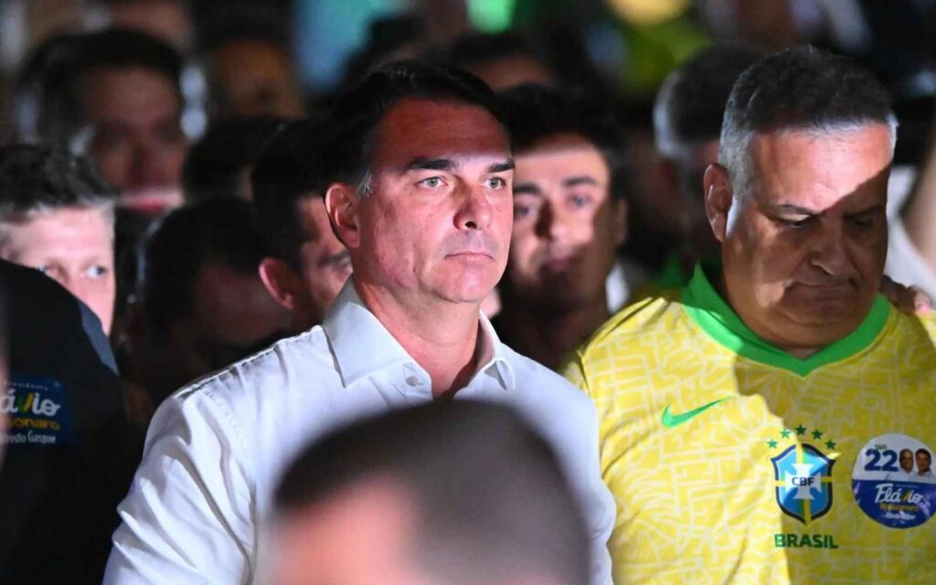Flávio Bolsonaro, excandidato presidencial de Brasil