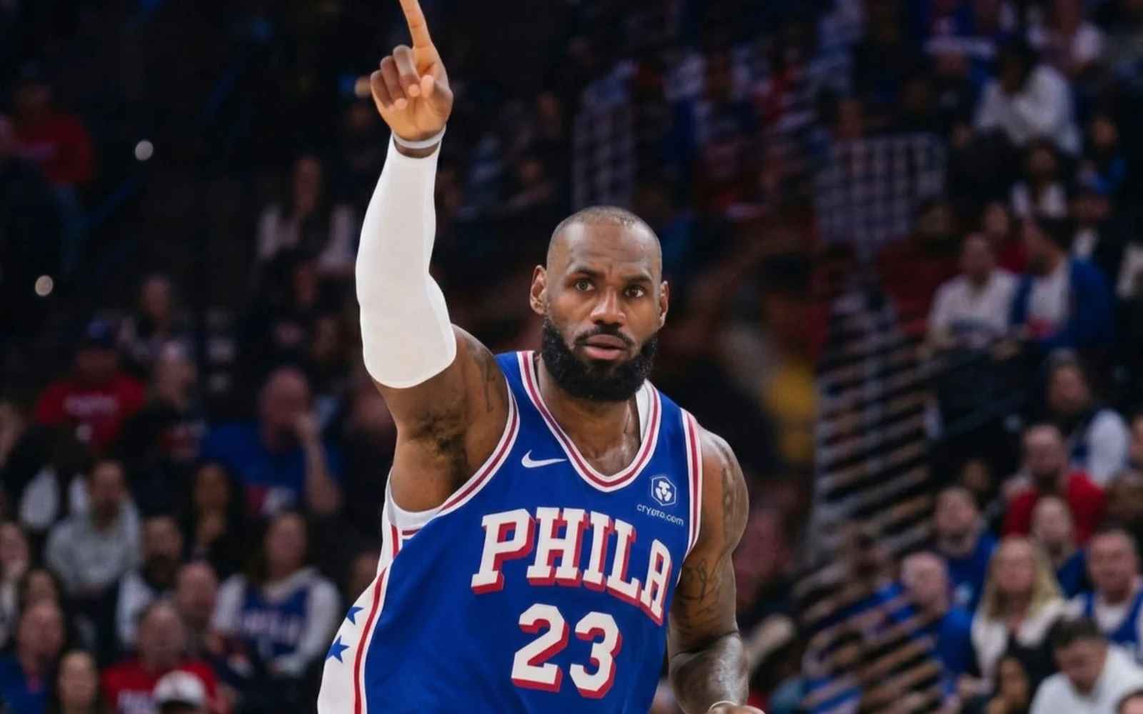 LeBron James debutá en la apertura de una nueva temporada de la NBA.